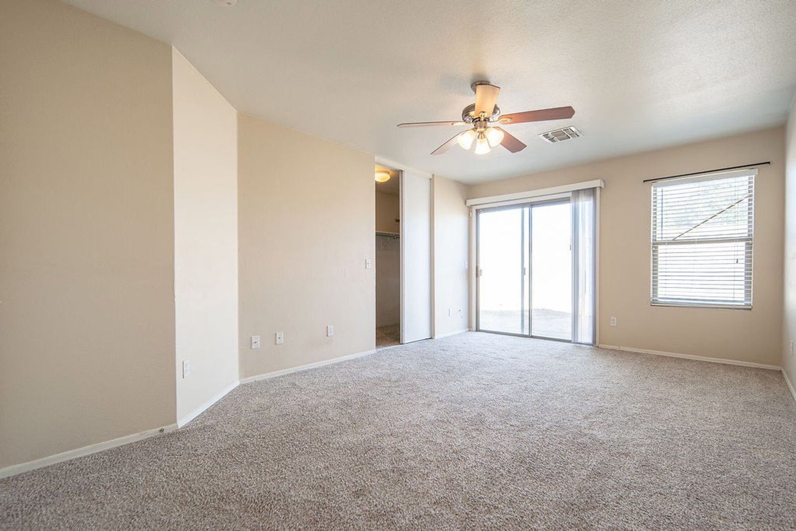 3 bedroom 2 bath home in Greenway Parc is available Early October! property image