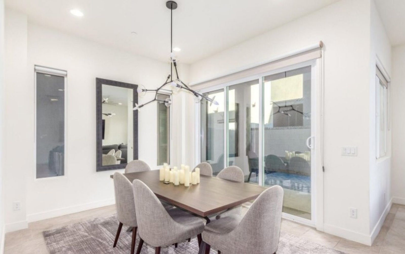 FURNISHED/UNFURNISHED - Incredible Rooftop 3 bedroom / 2.5 bathroom home in the heart of Scottsdale !!! property image