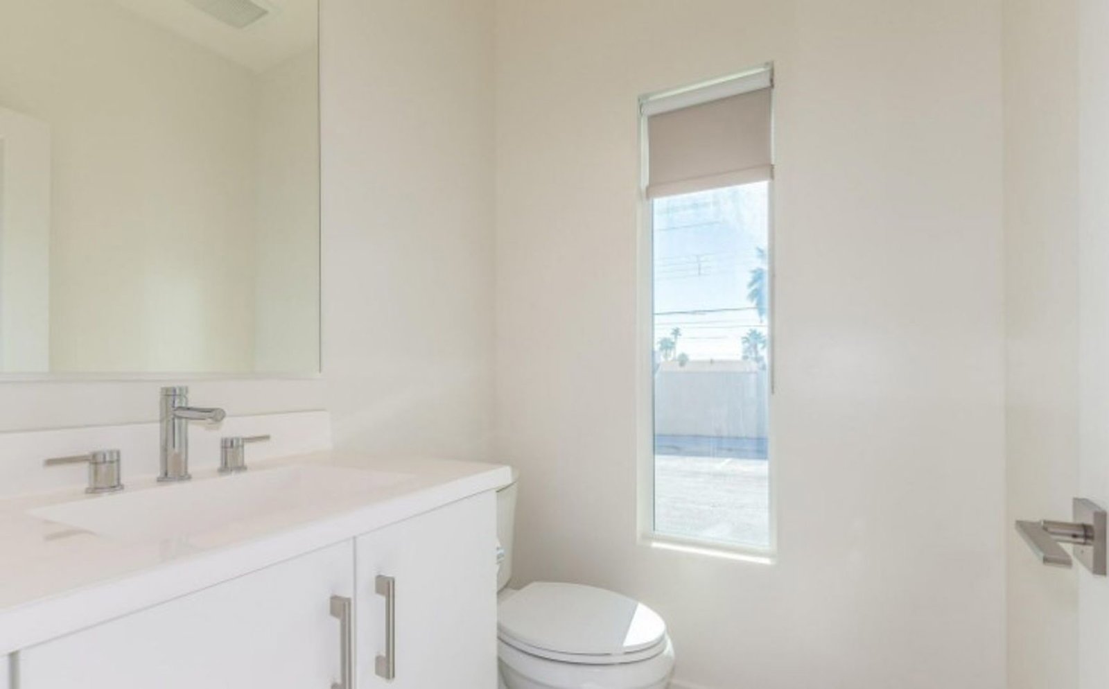 FURNISHED/UNFURNISHED - Incredible Rooftop 3 bedroom / 2.5 bathroom home in the heart of Scottsdale !!! property image