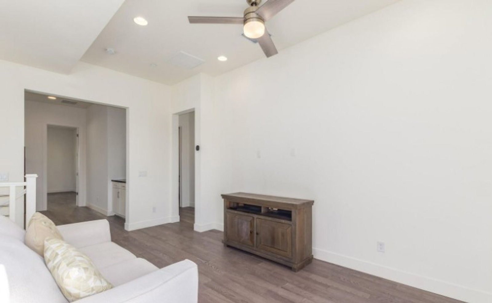 FURNISHED/UNFURNISHED - Incredible Rooftop 3 bedroom / 2.5 bathroom home in the heart of Scottsdale !!! property image