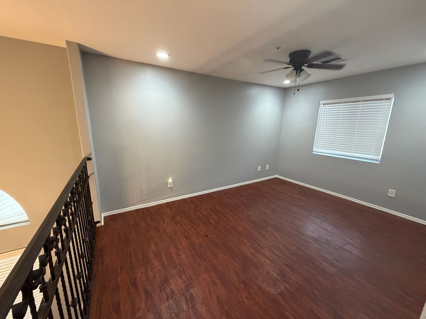 Beautiful Scottsdale Home with Pool & Landscaping Included! Mid September move in property image