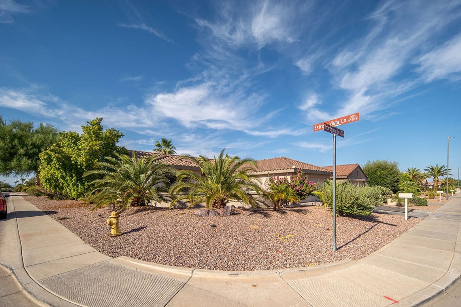 Nicely updated home in The Grand (2 bedroom/2 bathroom) ready for immediate move-in property image