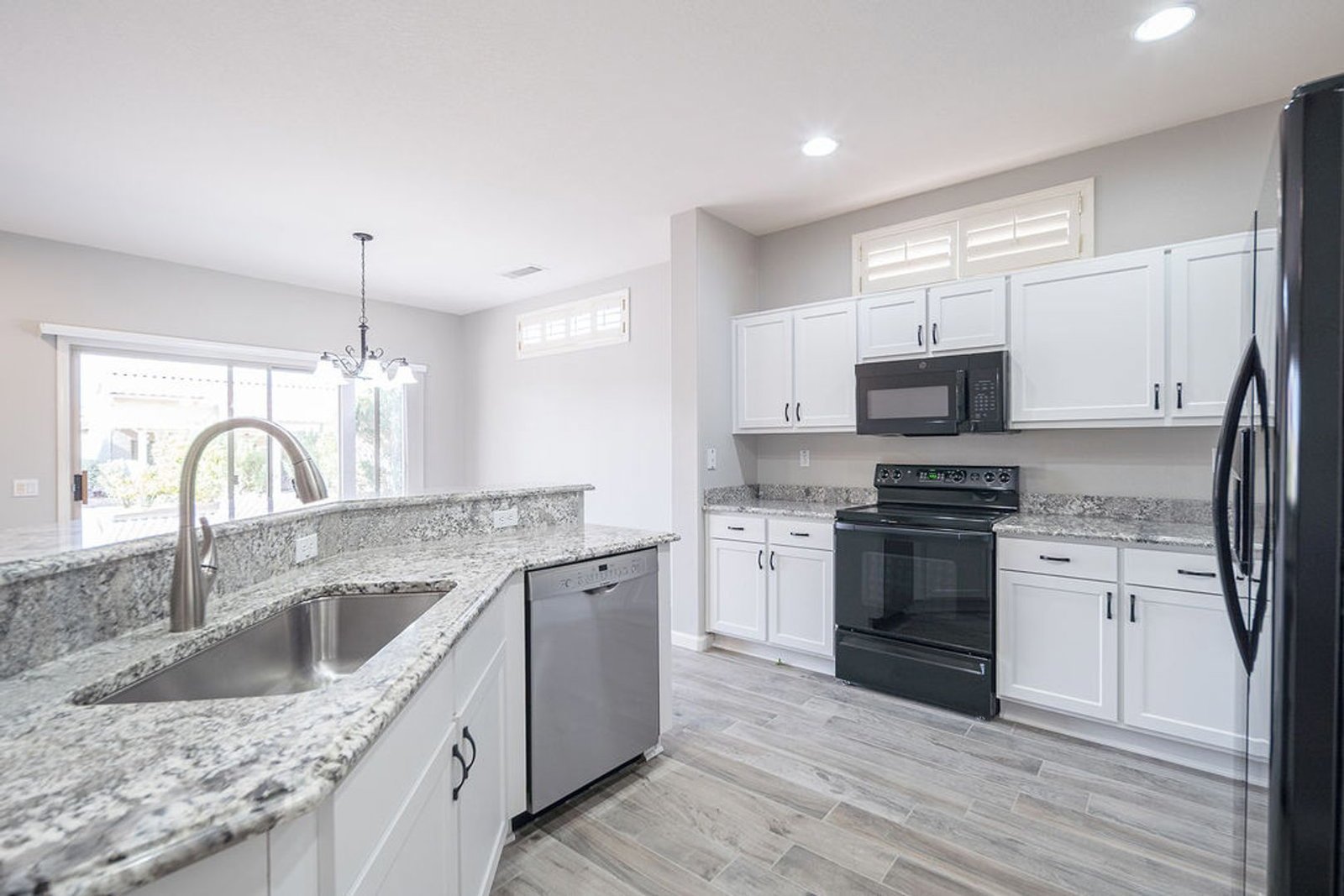 Nicely updated home in The Grand (2 bedroom/2 bathroom) ready for immediate move-in property image