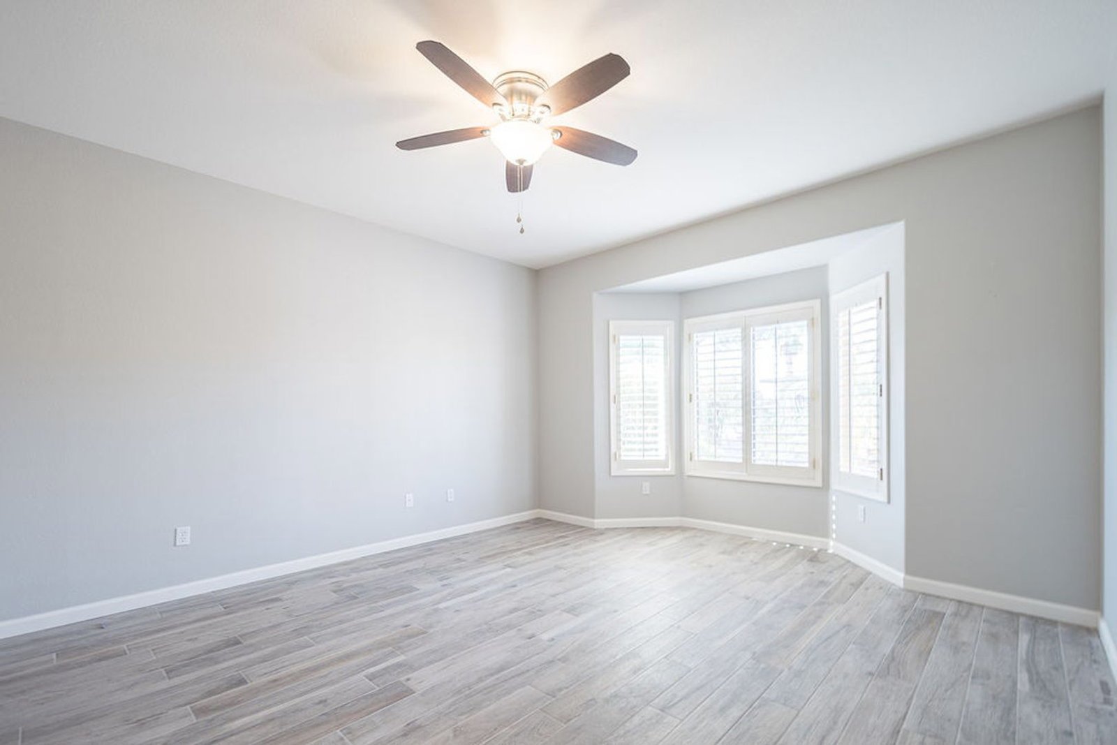 Nicely updated home in The Grand (2 bedroom/2 bathroom) ready for immediate move-in property image