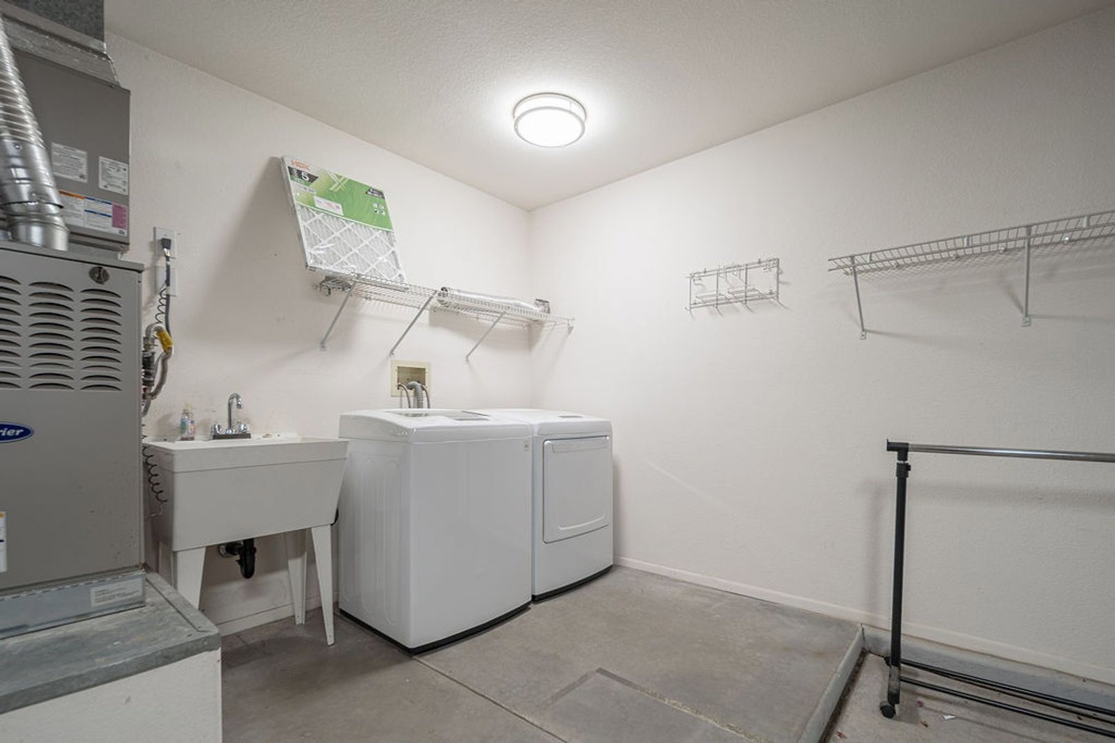 Nicely updated home in The Grand (2 bedroom/2 bathroom) ready for immediate move-in property image
