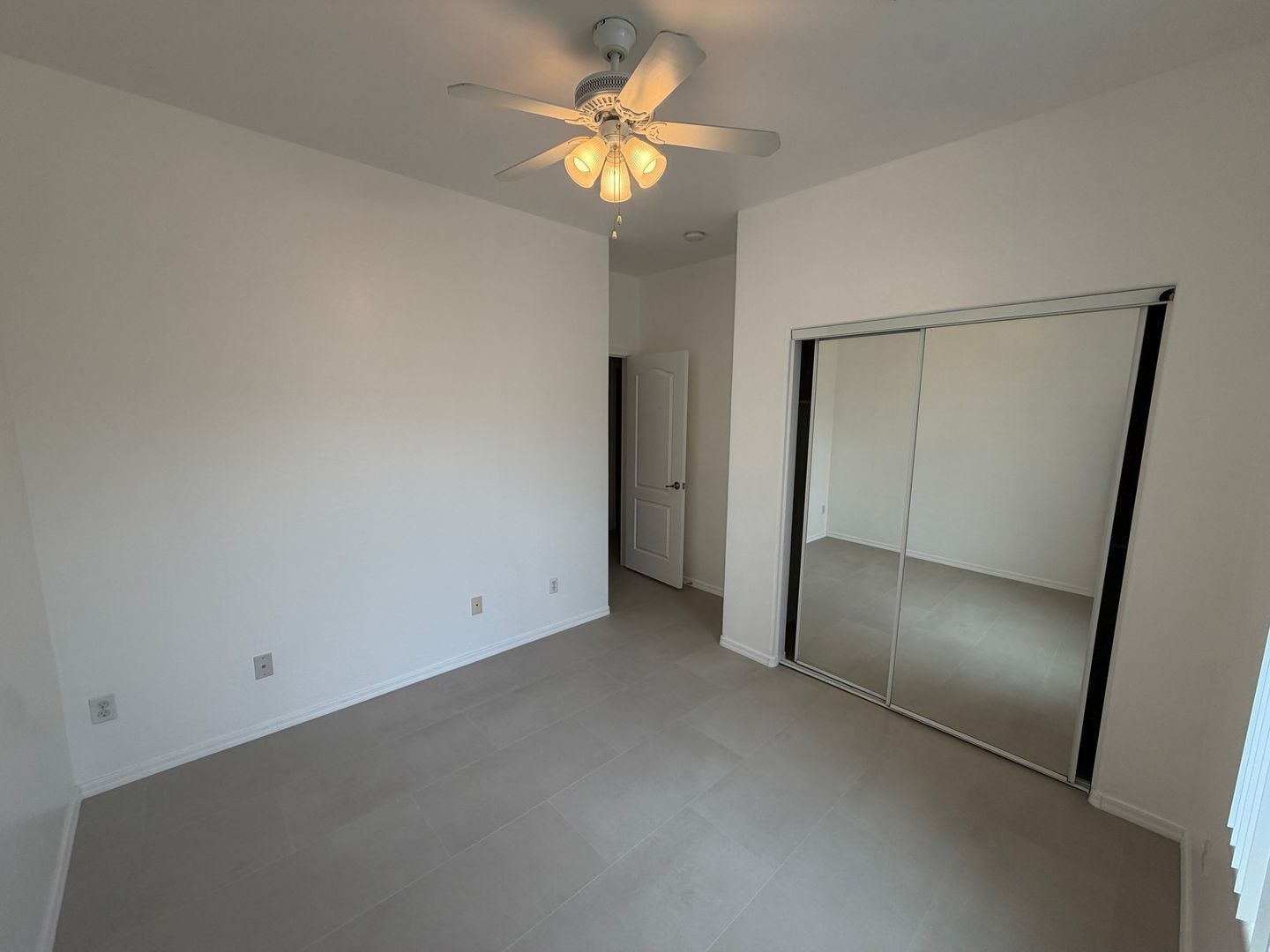 Spacious 4-Bedroom, 2-Bath Home in Glendale with a 3 car garage- Available Now! property image