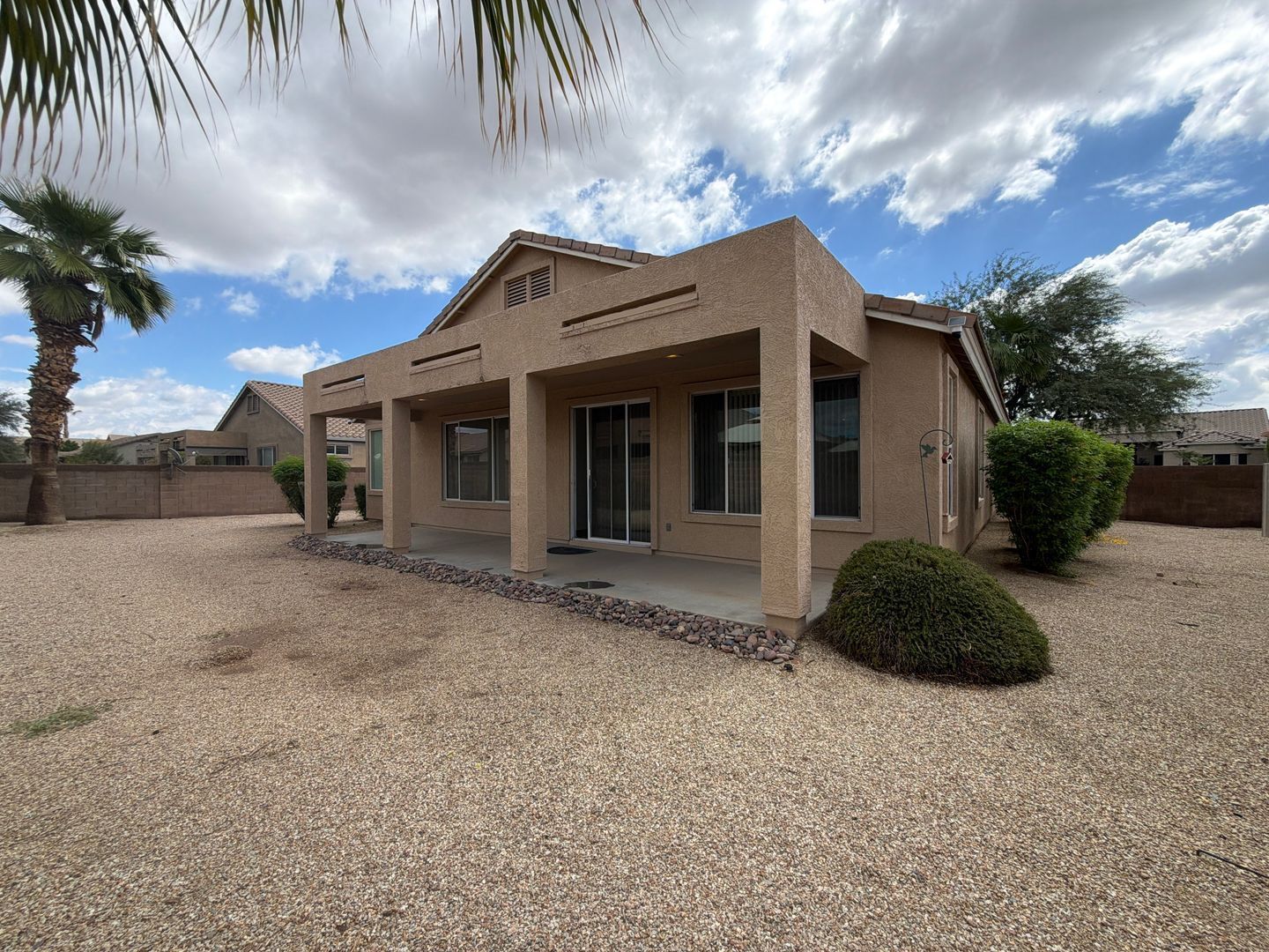 Spacious 4-Bedroom, 2-Bath Home in Glendale with a 3 car garage- Available Now! property image