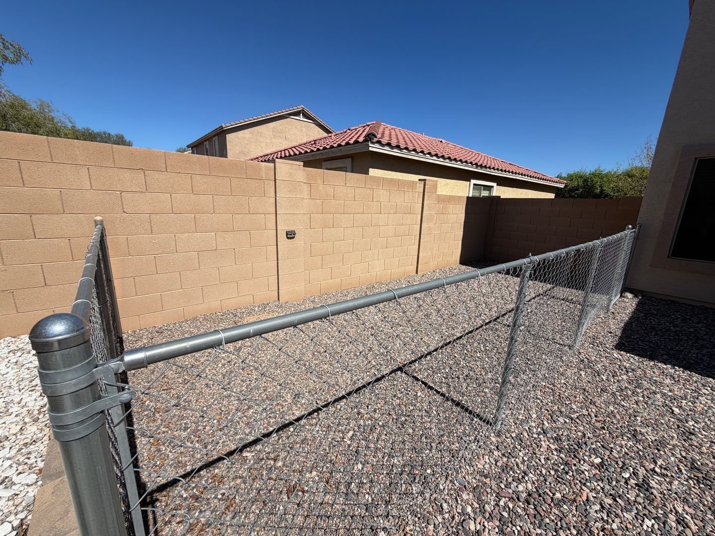 Spacious 3-Bedroom Home with Dog Run & Built-In Dog Door property image