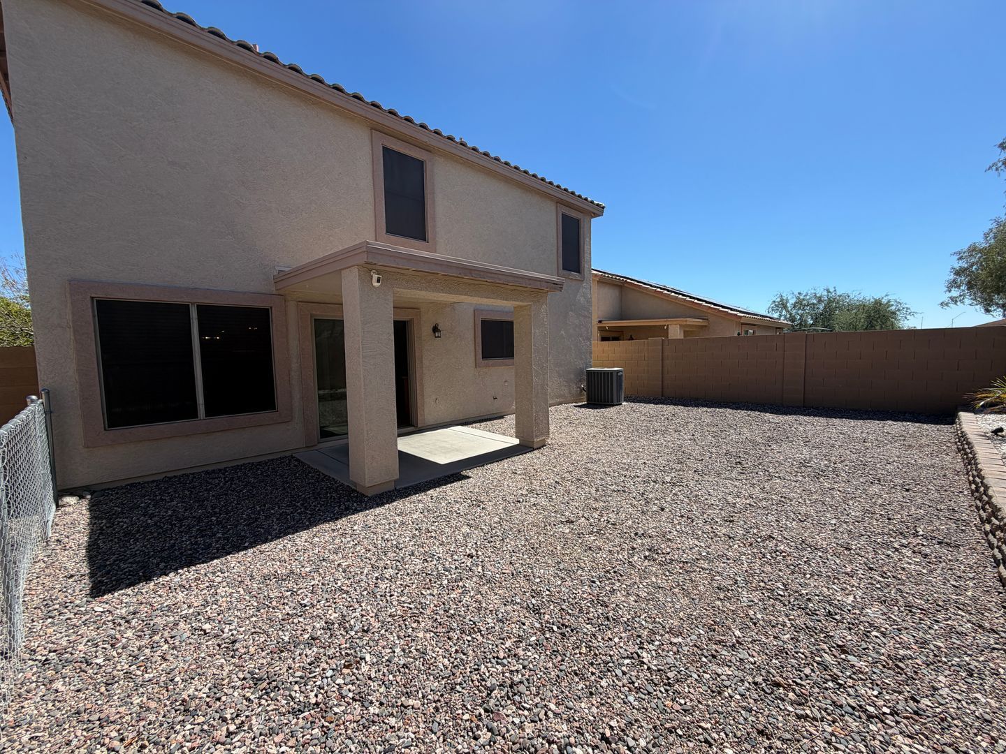 Spacious 3-Bedroom Home with Dog Run & Built-In Dog Door property image