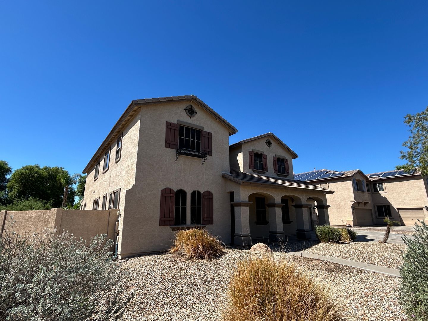 4 bedroom 2.5 bath home with a fenced pool and spa in Mountain Gate property image
