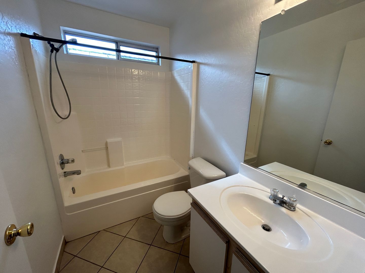2 bedroom / 2 bathroom home located in El Mirage property image