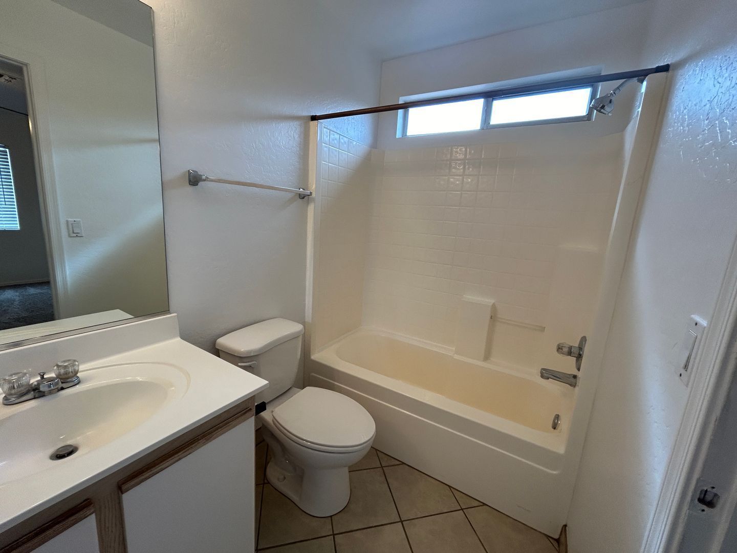 2 bedroom / 2 bathroom home located in El Mirage property image