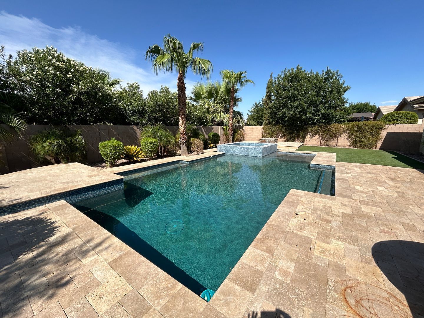 Absolutely Gorgeous SOLAR 4 bedroom home, den and 2.5 bathrooms in Litchfield Park property image