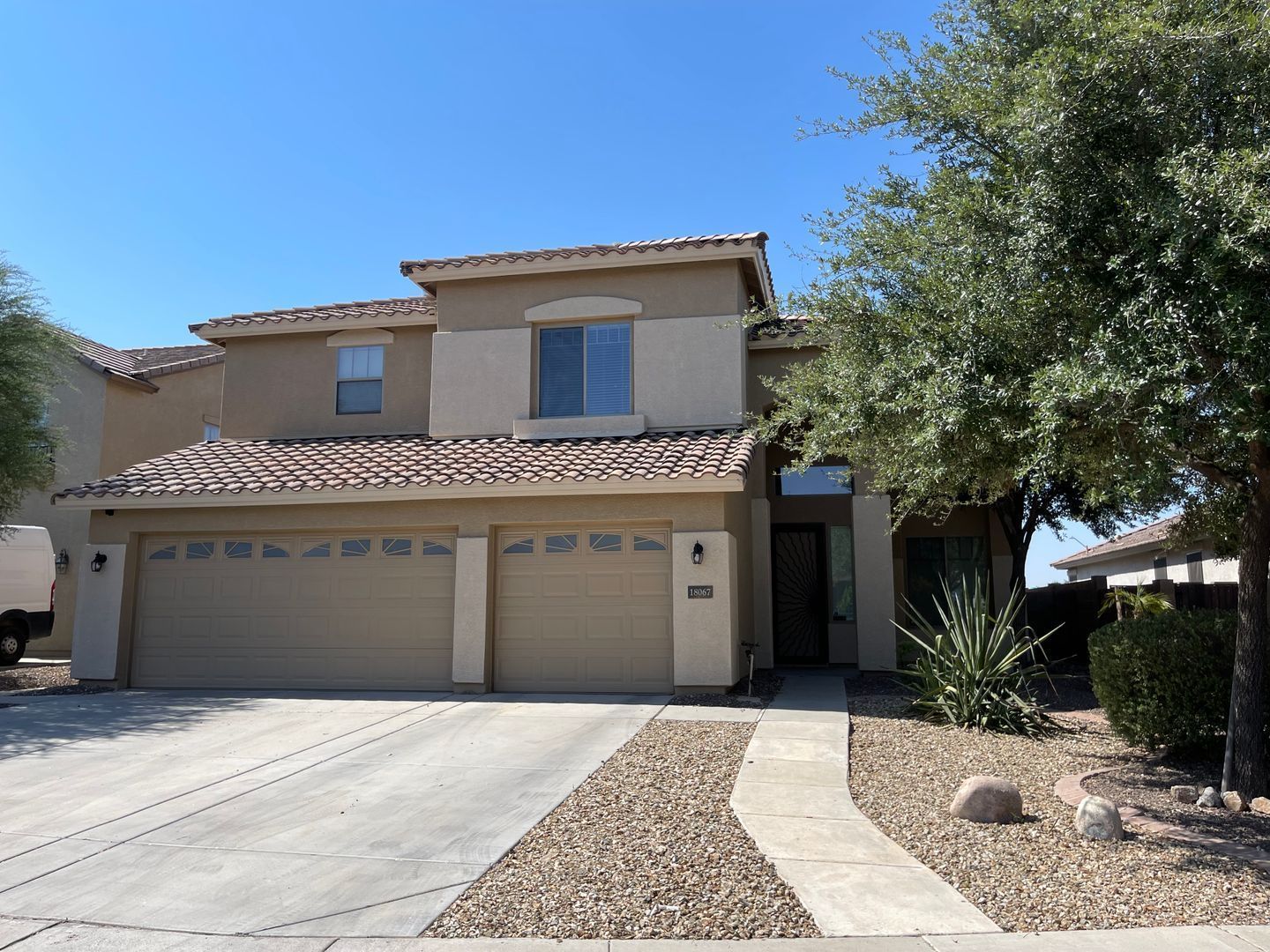 Gorgeous 4 bed 3 bath with pool and spa in Cortessa! property image