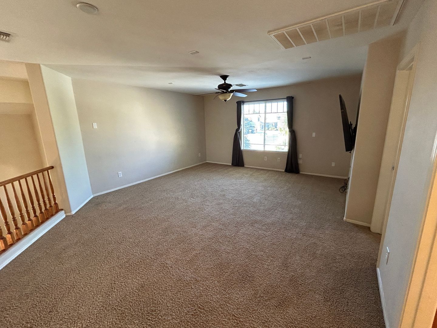 Gorgeous 4 bed 3 bath with pool and spa in Cortessa! property image