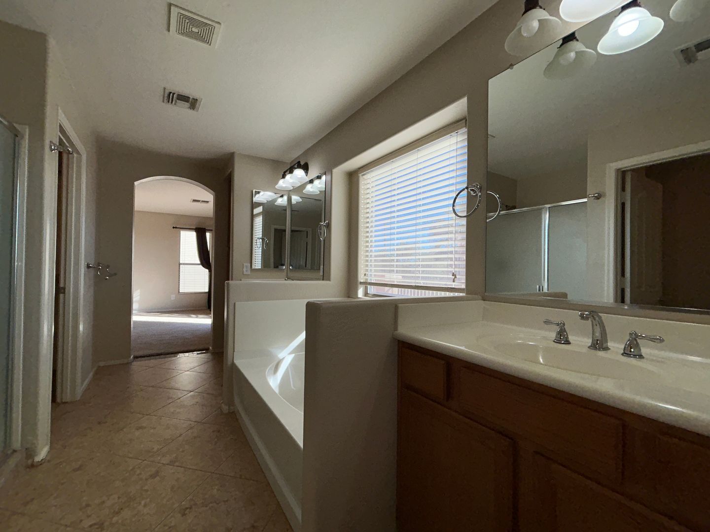 Gorgeous 4 bed 3 bath with pool and spa in Cortessa! property image