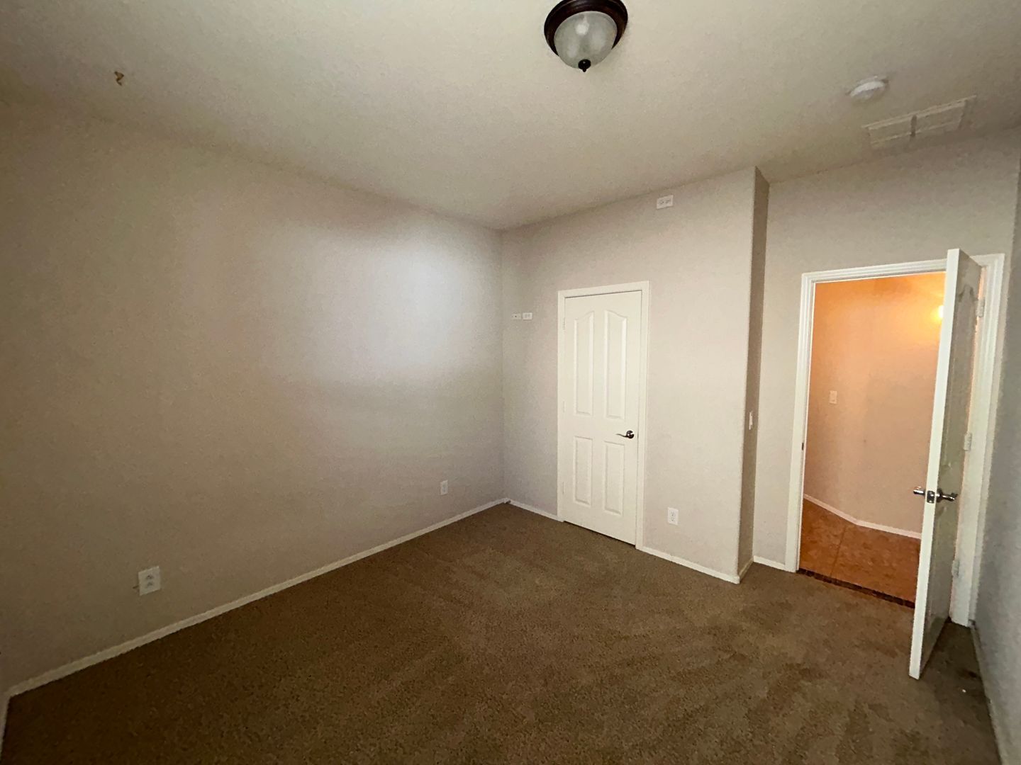 Gorgeous 4 bed 3 bath with pool and spa in Cortessa! property image