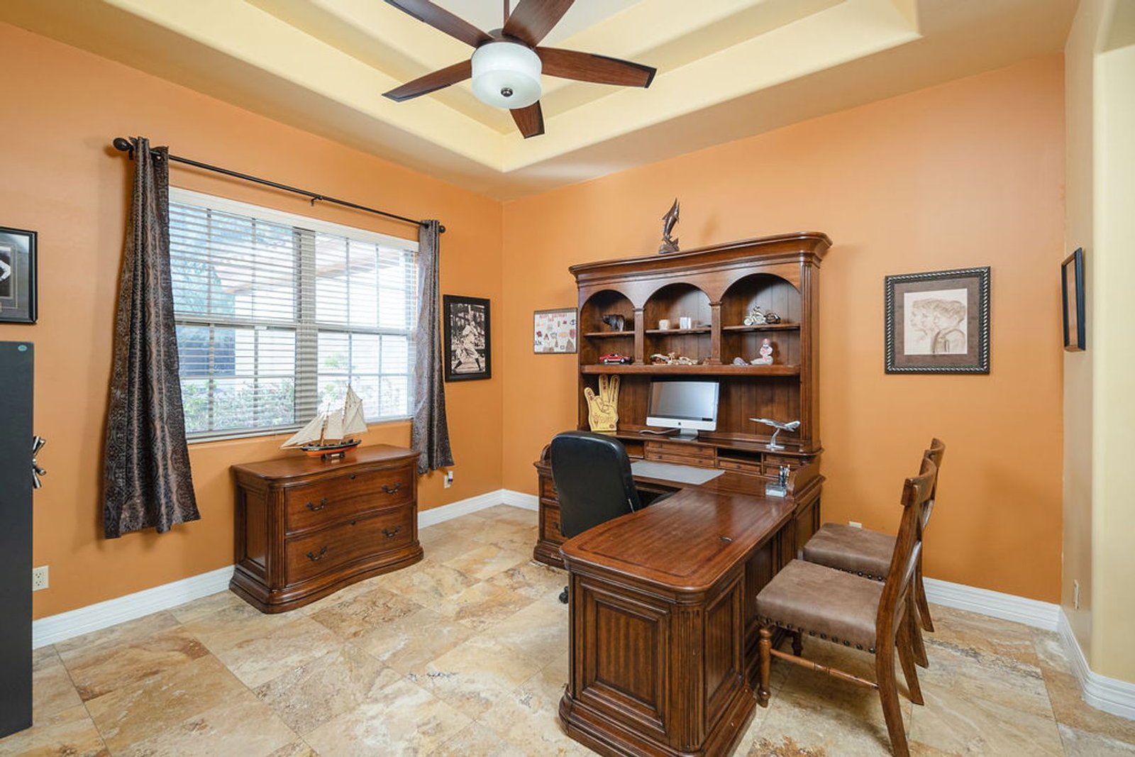 Furnished/Unfurnished 4 bedroom / 4.5 bathroom CUSTOM HOME available for Mid October move in! property image