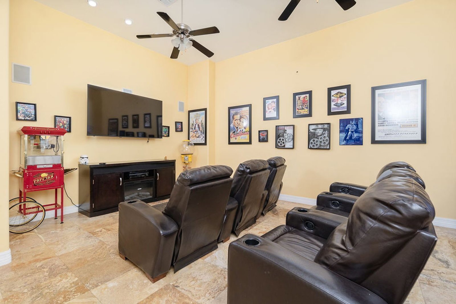 Furnished/Unfurnished 4 bedroom / 4.5 bathroom CUSTOM HOME available for Mid October move in! property image