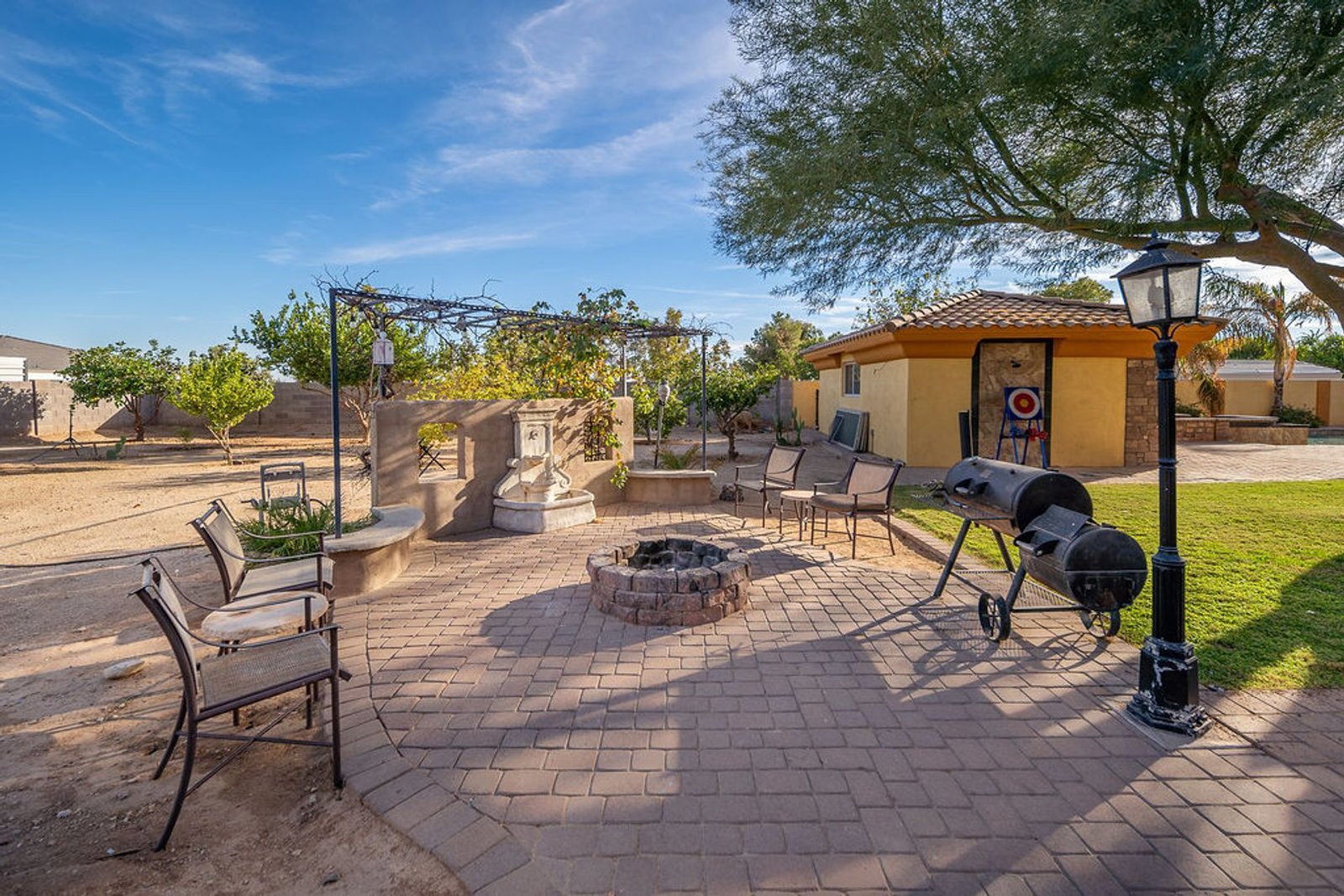 Furnished/Unfurnished 4 bedroom / 4.5 bathroom CUSTOM HOME available for Mid October move in! property image