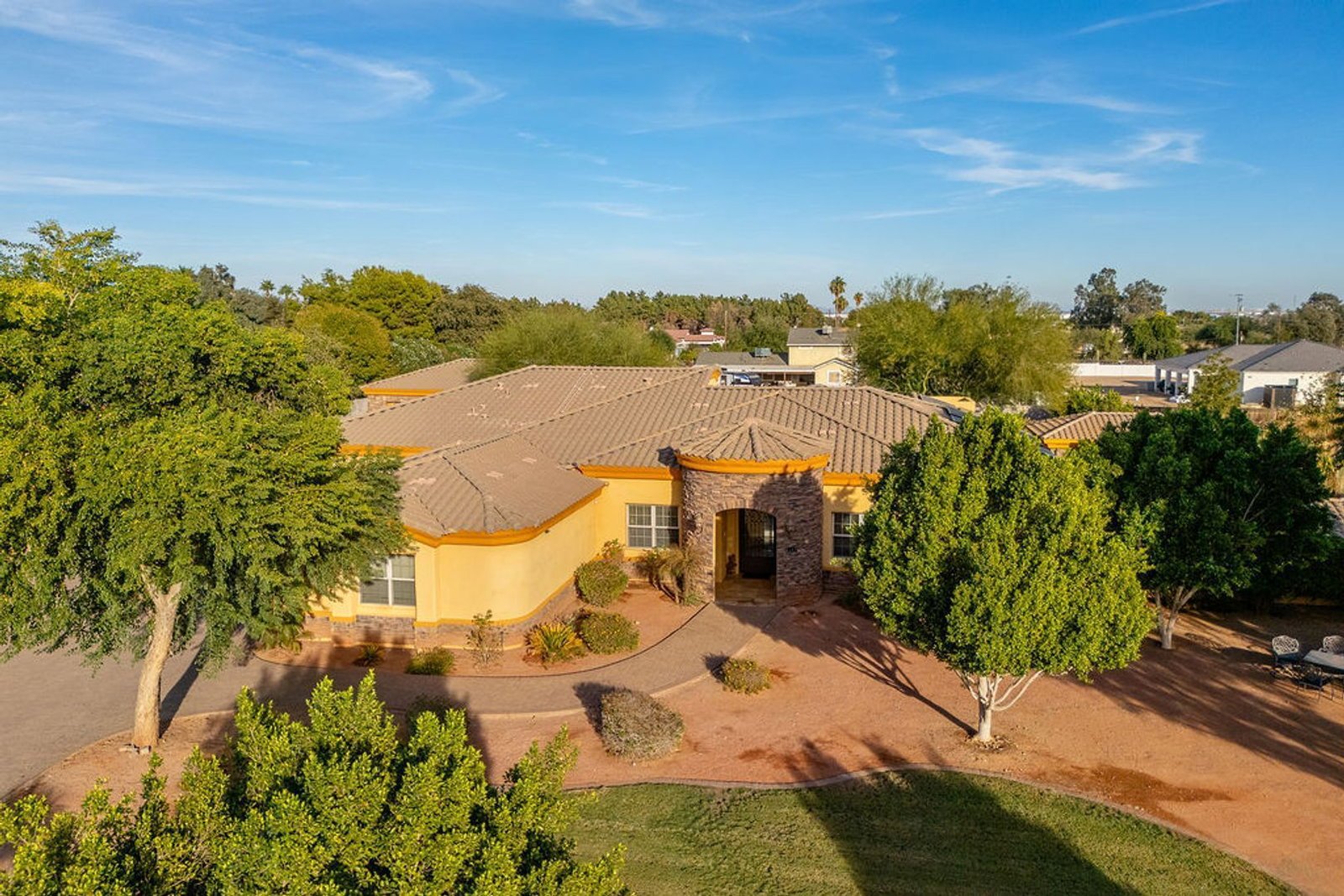 Furnished/Unfurnished 4 bedroom / 4.5 bathroom CUSTOM HOME available for Mid October move in! property image
