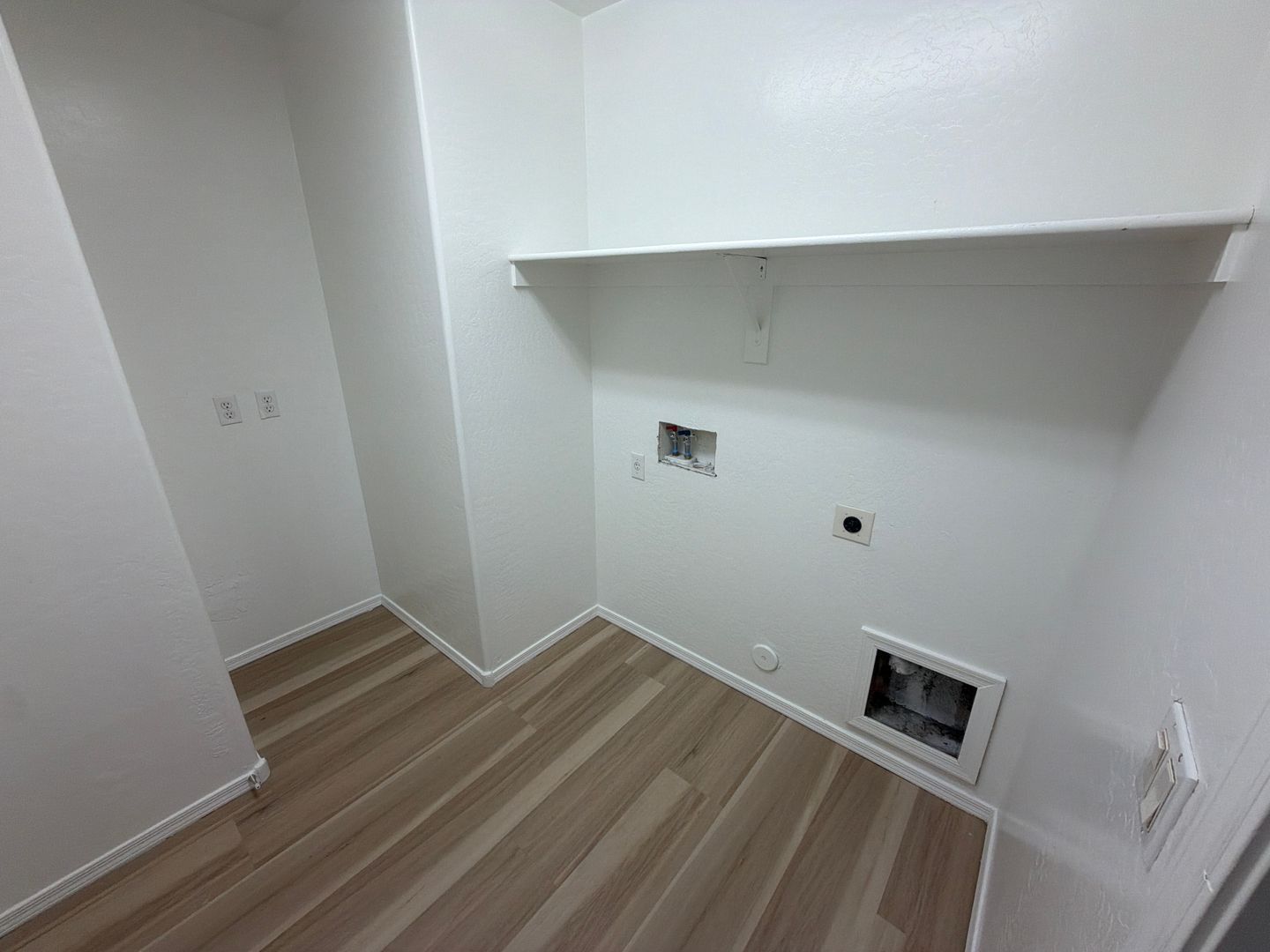 4 bedroom 2 bath home in Laveen Meadows is available for Early September move in! property image