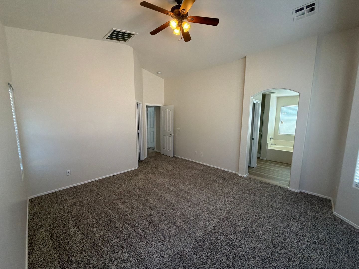 4 bedroom 2 bath home in Laveen Meadows is available for Early September move in! property image