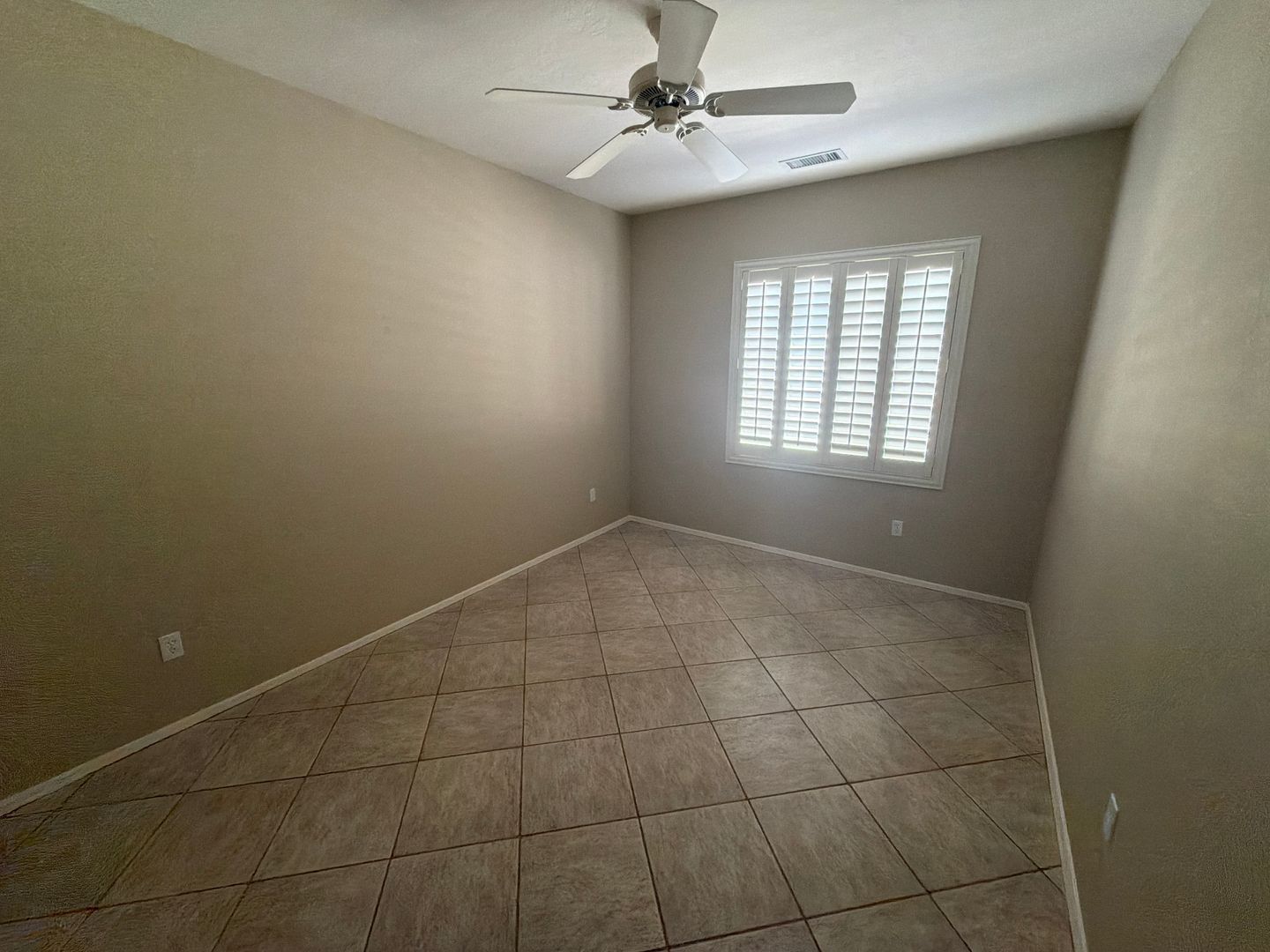 Beautiful Sun City Grand Home with Resort-Style Amenities- 55+ Community property image