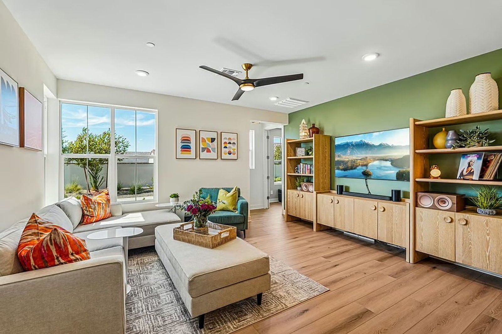 Stunning Sterling Grove Home – Furnished or Unfurnished for a negotiated price!! property image
