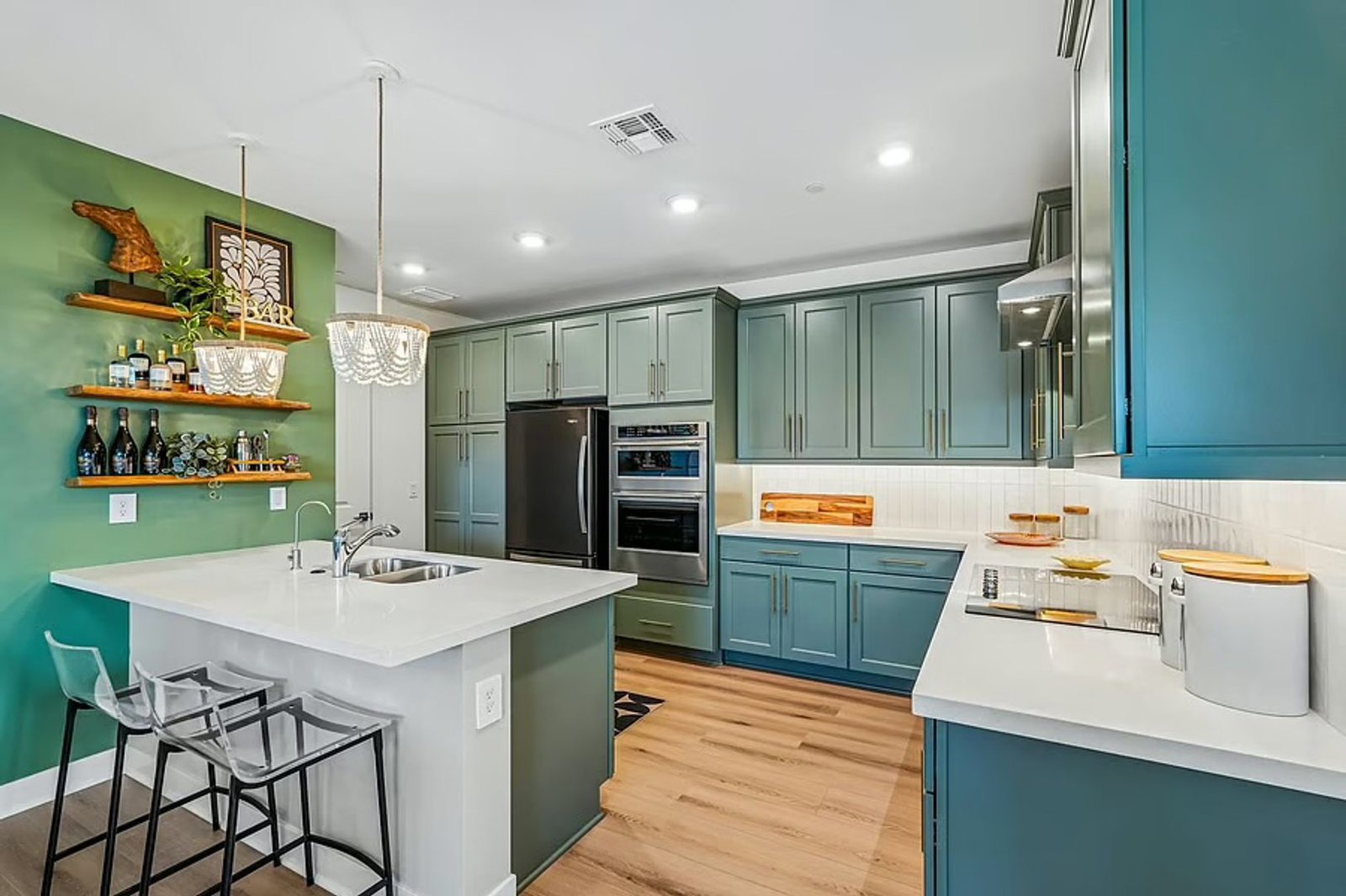 Stunning Sterling Grove Home – Furnished or Unfurnished for a negotiated price!! property image