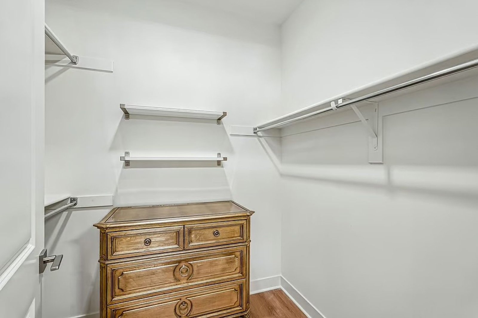 Stunning Sterling Grove Home – Furnished or Unfurnished for a negotiated price!! property image