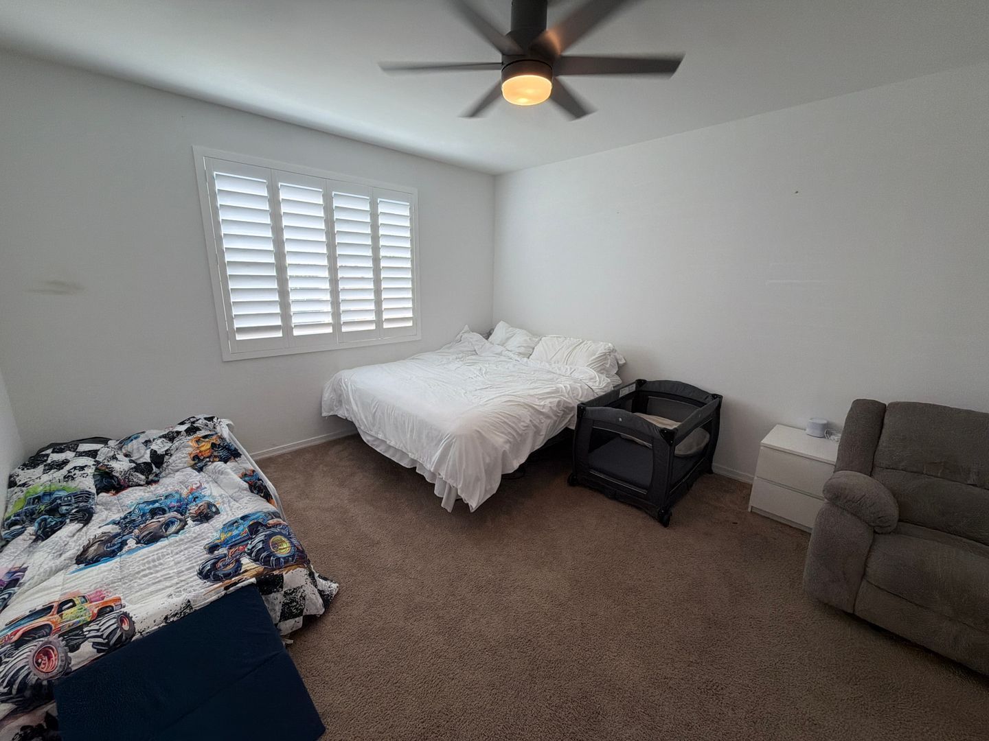 Spacious 4-Bedroom Home in Litchfield Park- Available Now! property image