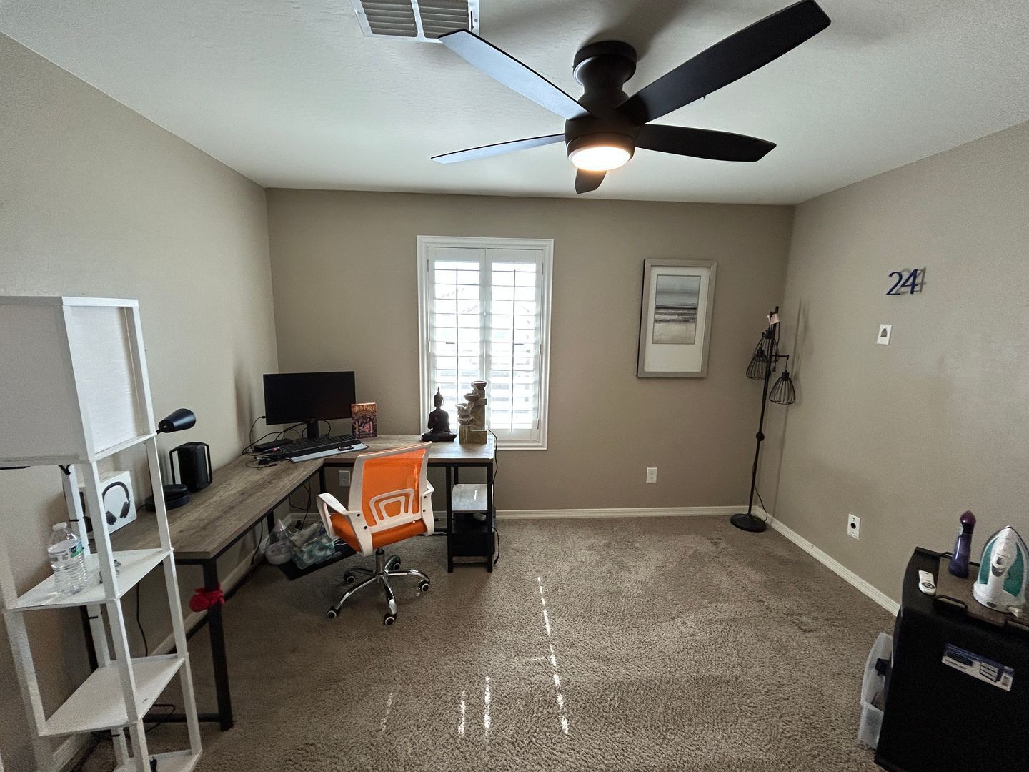 Beautiful SOLAR home (4 bedroom/3.5 bathroom) in Vistancia!! property image