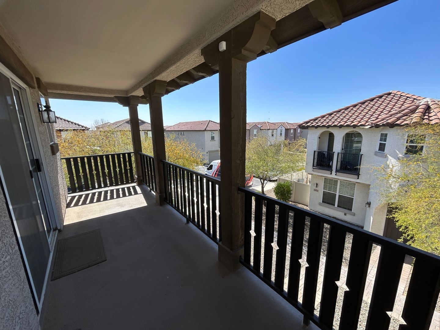 Beautiful SOLAR home (4 bedroom/3.5 bathroom) in Vistancia!! property image