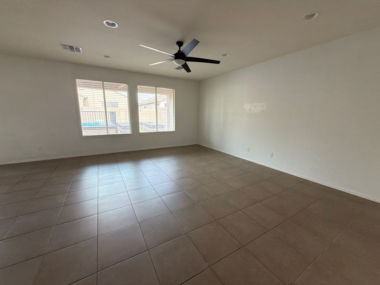 Spacious 4-Bedroom Peoria Home available NOW!! property image