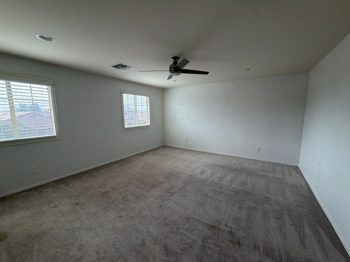 Spacious 4-Bedroom Peoria Home available NOW!! property image