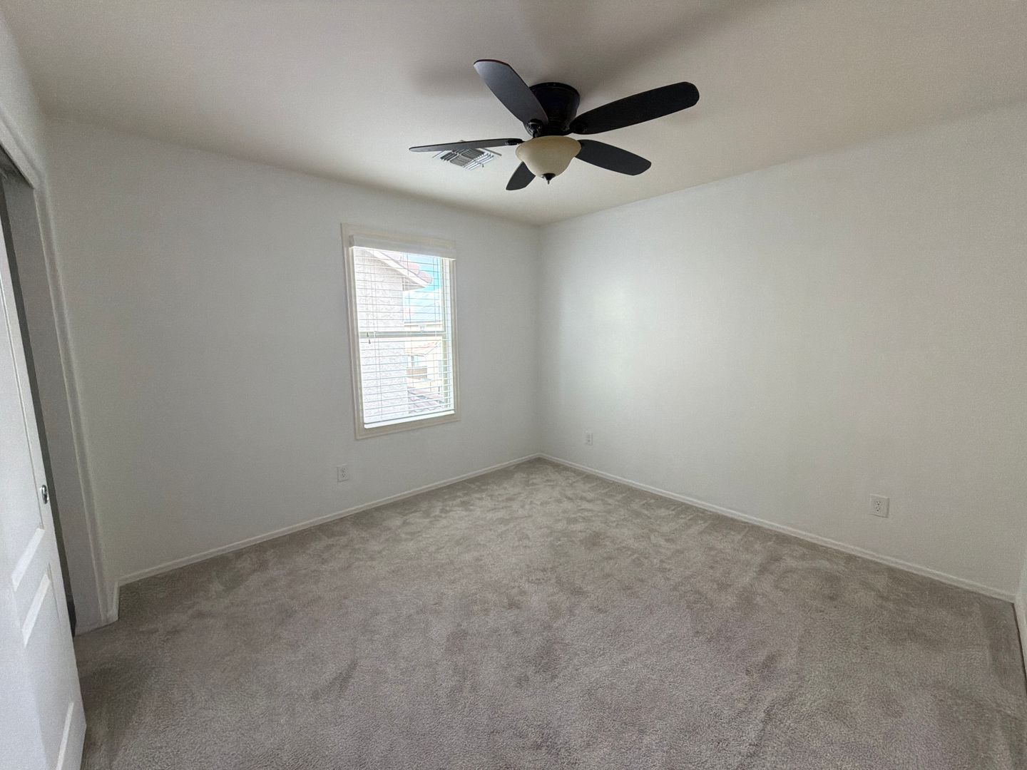 Spacious 4-Bedroom Peoria Home available NOW!! property image