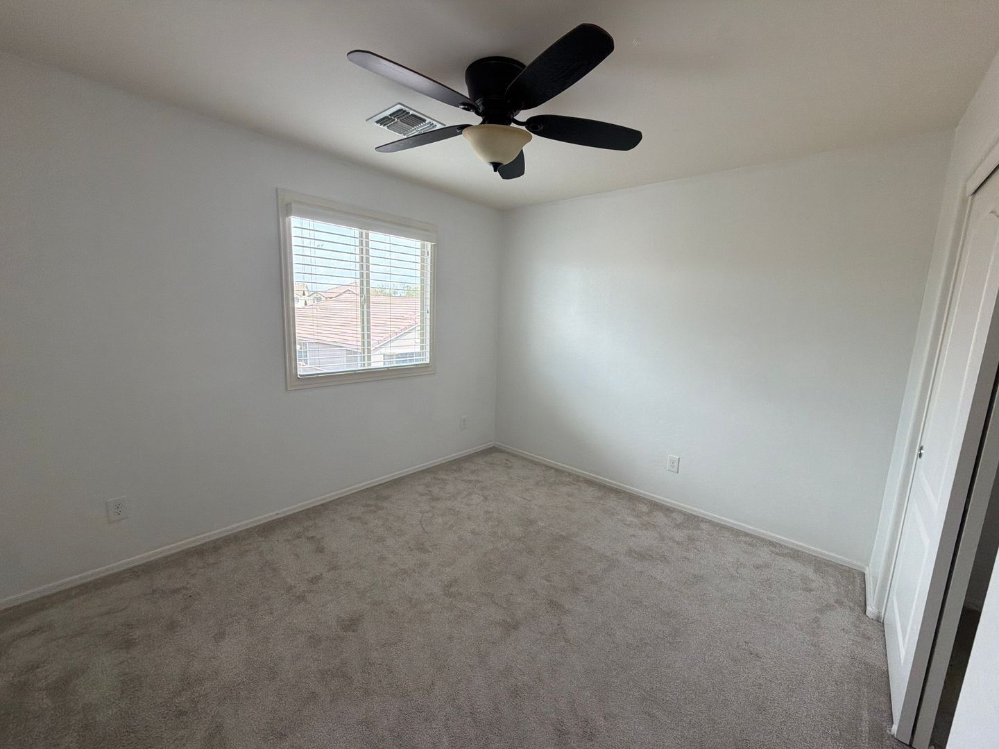Spacious 4-Bedroom Peoria Home available NOW!! property image