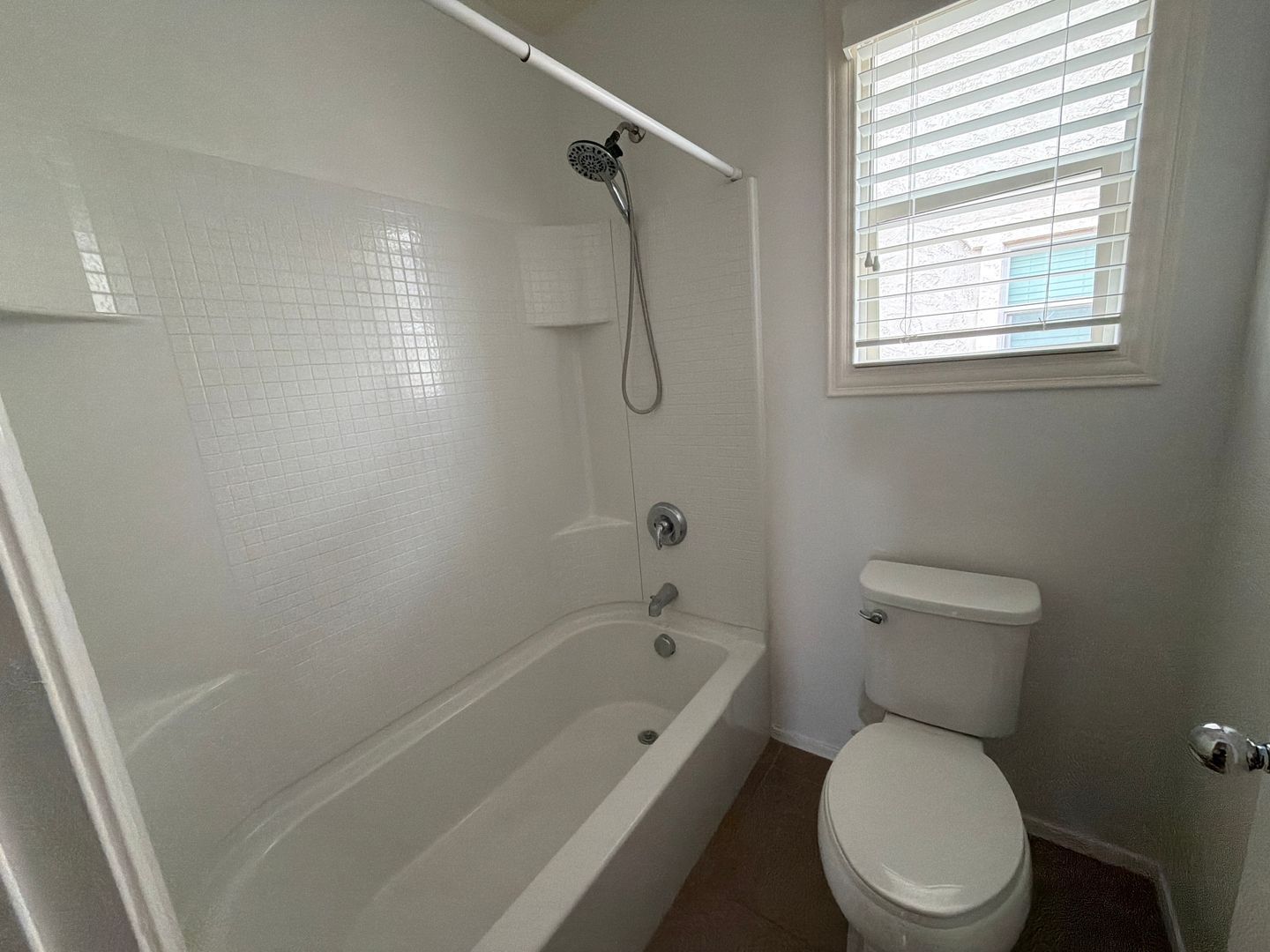 Spacious 4-Bedroom Peoria Home available NOW!! property image